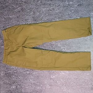 Vans. Authentic Chino. Relaxed-fit Men's pants.  Like-new.  Size 33